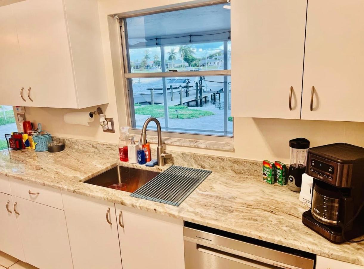 Cheerful Home With Two Bedrooms Cape Coral Eksteriør bilde